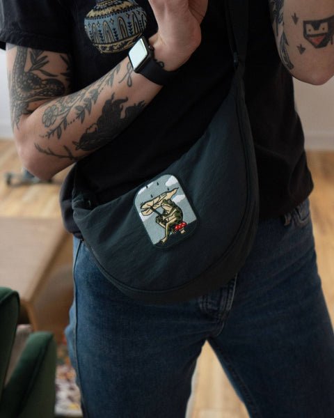 Leaf Umbrella Frog Embroidered Sticky Patch