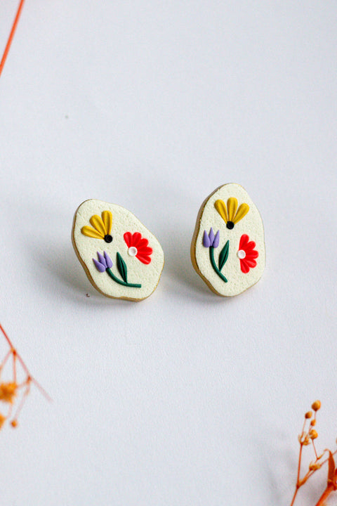 Organic Oval Floral Stud with Gold Edges