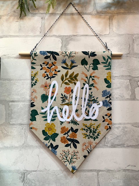 soft flirt x Spruce Moose Banner - Hello on Wildflower Field - Light